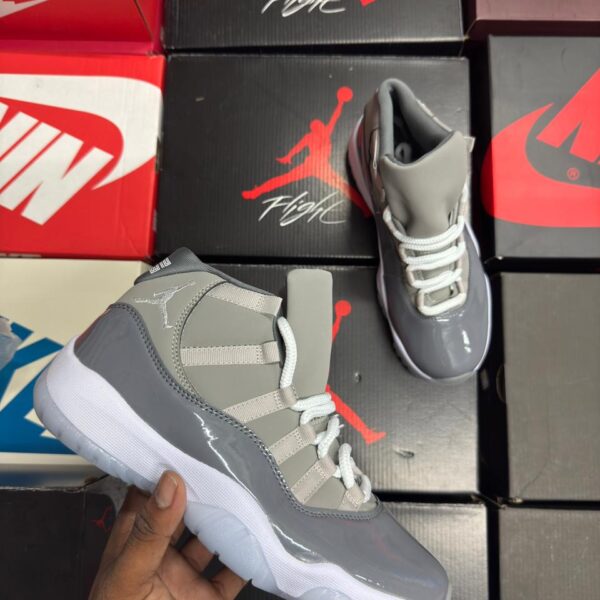 Jordan 11